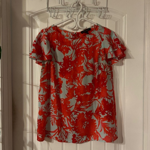 Banana Republic flutter-sleeve blouse - Picture 1 of 2